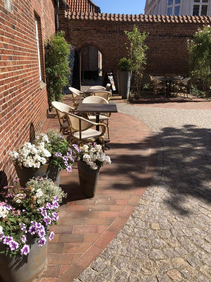 Den Gamle Arrest Acomodação com café da manhã Ribe Exterior foto