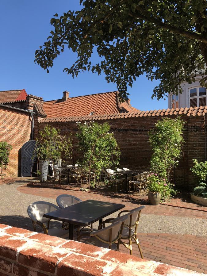 Den Gamle Arrest Acomodação com café da manhã Ribe Exterior foto