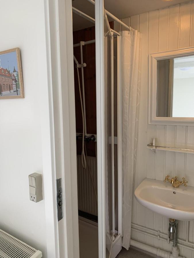 Den Gamle Arrest Acomodação com café da manhã Ribe Exterior foto